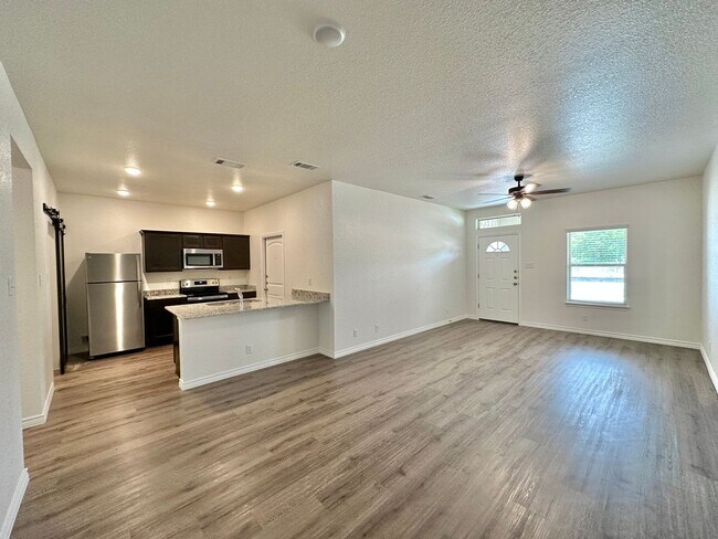 3412 Abraham Dr Killeen, TX 76549 photo 5