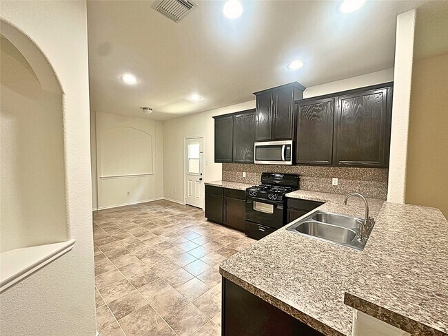 8218 Nagy Hill Street, Spring, TX 77379 photo 3