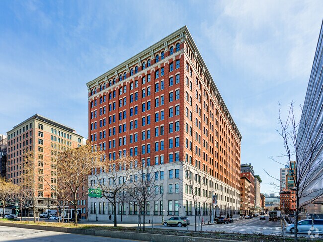 250 West St New York, NY 10013 photo 5