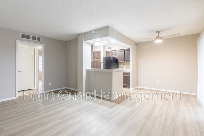 2270 Ridgmar Plaza, Fort Worth, TX 76116 photo 2
