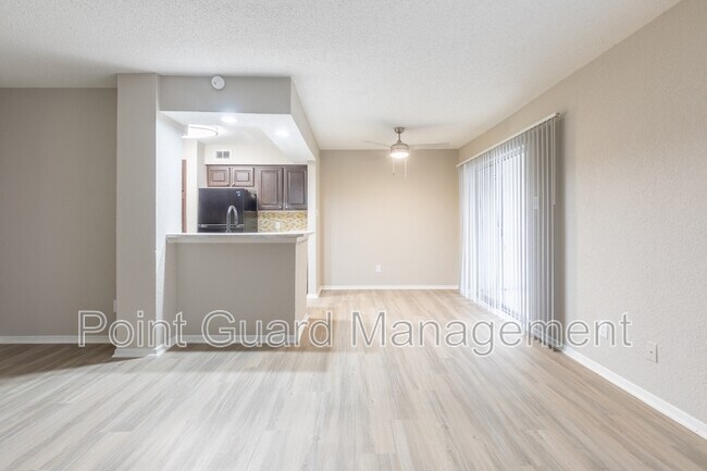 2270 Ridgmar Plaza, Fort Worth, TX 76116 photo 3