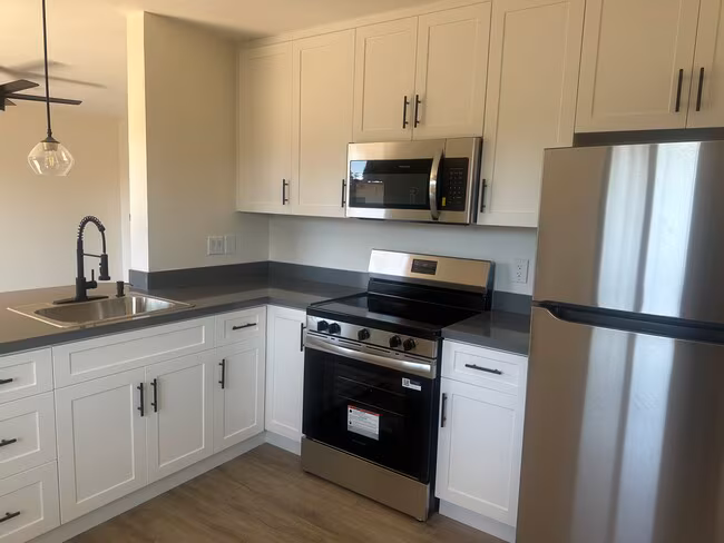 Plum Street Garden Apartments photo 4