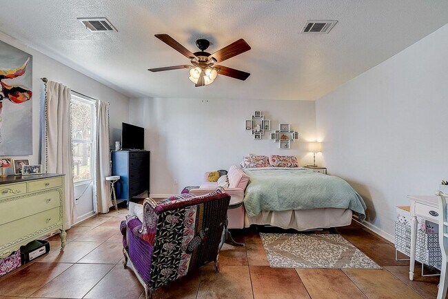 3256 Greene Ave Fort Worth, TX 76109 photo 4