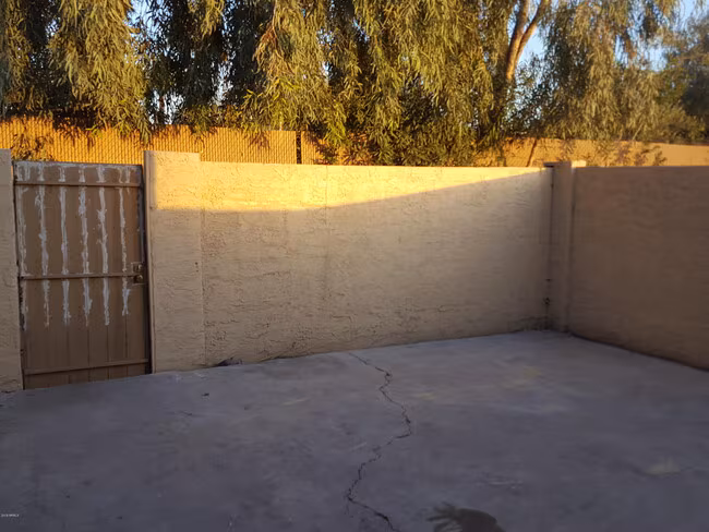 4714 E Pueblo Ave Phoenix, AZ 85040 photo 4