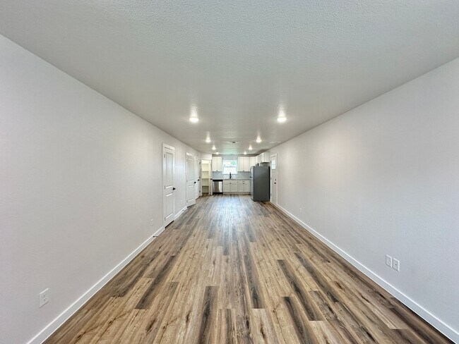 1001 S 26th St Temple, TX 76501 photo 3