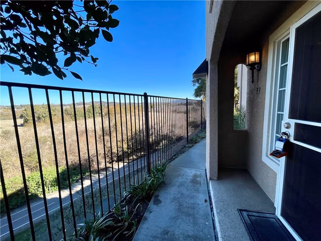 5040 Codorniz Way Oceanside, CA 92057 photo 5