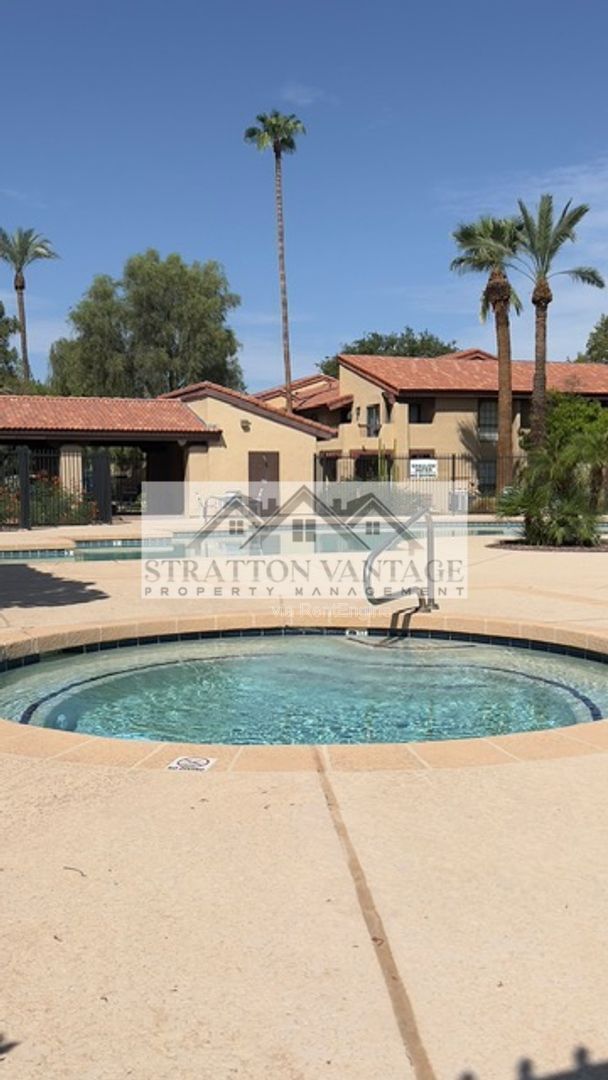 1351 N Pleasant Dr Chandler, AZ 85225 photo 3