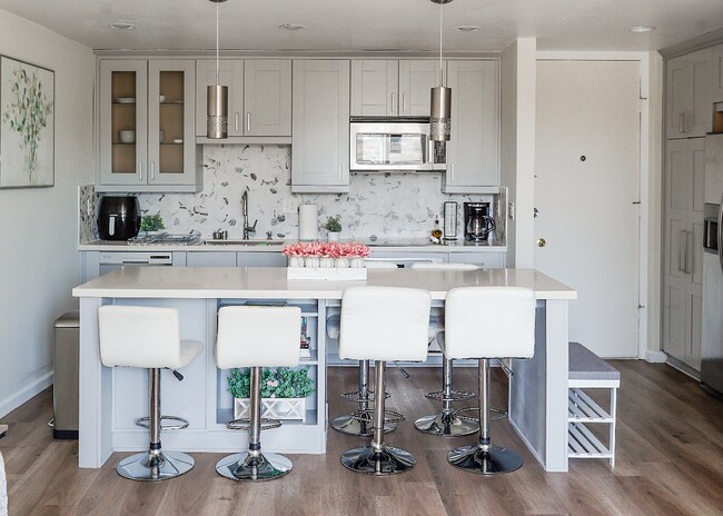 3050 Rue D’Orleans San Diego, CA 92110 photo 4