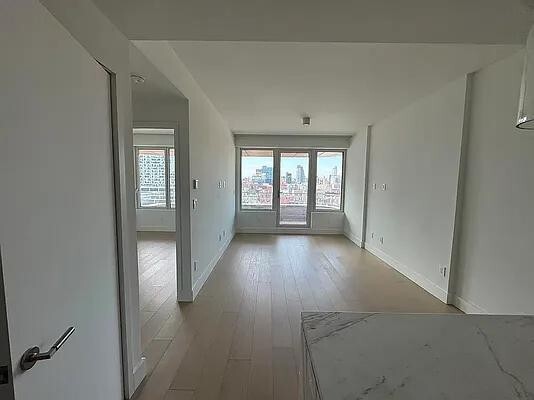 208 Delancey St New York, NY 10002 photo 5