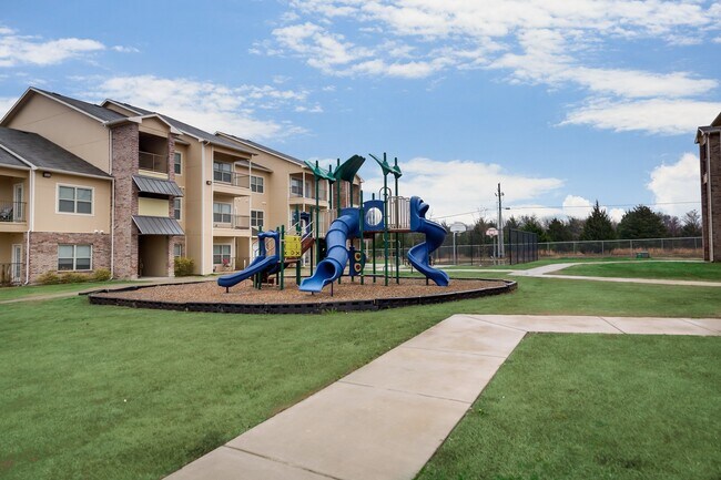 2410 Jack Finney Blvd Greenville, TX 75402 photo 2