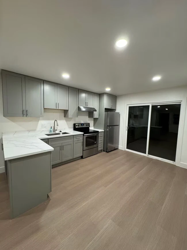 27104 Belvedere Ct Hayward, CA 94544 photo 5