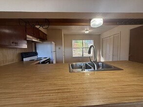 8102 Dunn Street, Austin, TX 78745 photo 4
