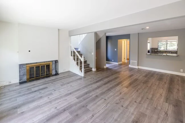 996 Silverado Ct Hayward, CA 94541 photo 5