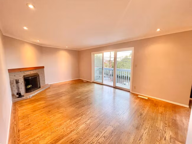 16 Levant Street, San Francisco, CA 94114 photo 4