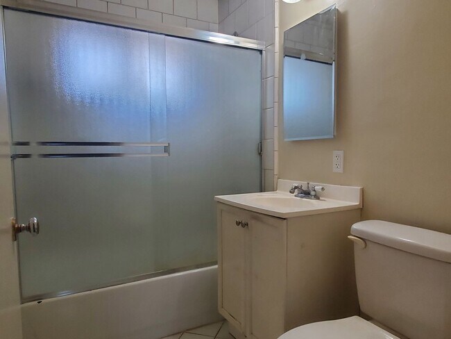 550 Benton St Santa Clara, CA 95050 photo 4