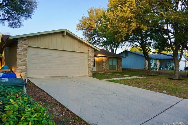 2434 Field Wood San Antonio, TX 78251 photo 5