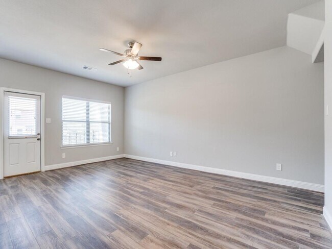 6803 Topaz Drive, Greenville, TX 75402 photo 4