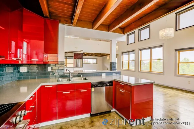 2875 Glascock Street, Oakland, CA 94601 photo 4