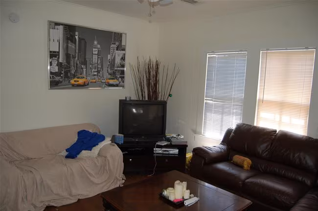 1905 David Street, Austin, TX 78705 photo 2