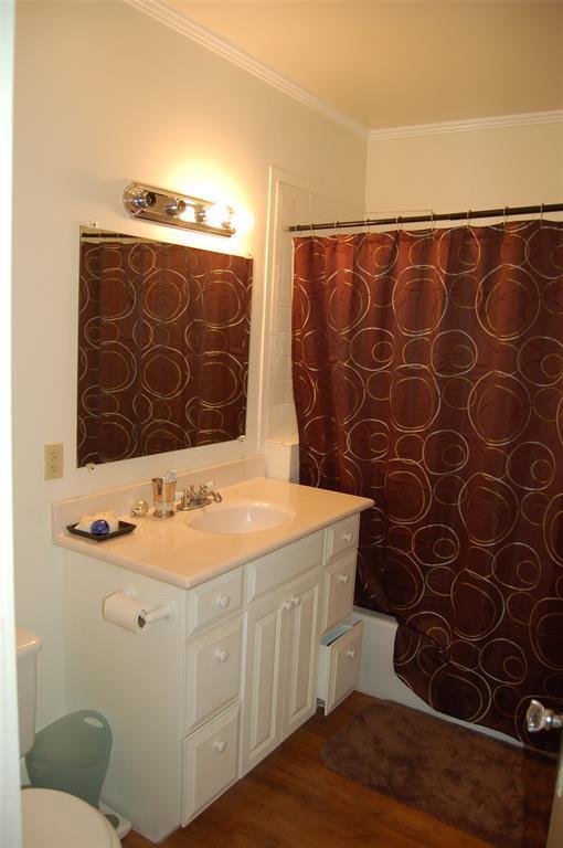 1905 David Street, Austin, TX 78705 photo 4