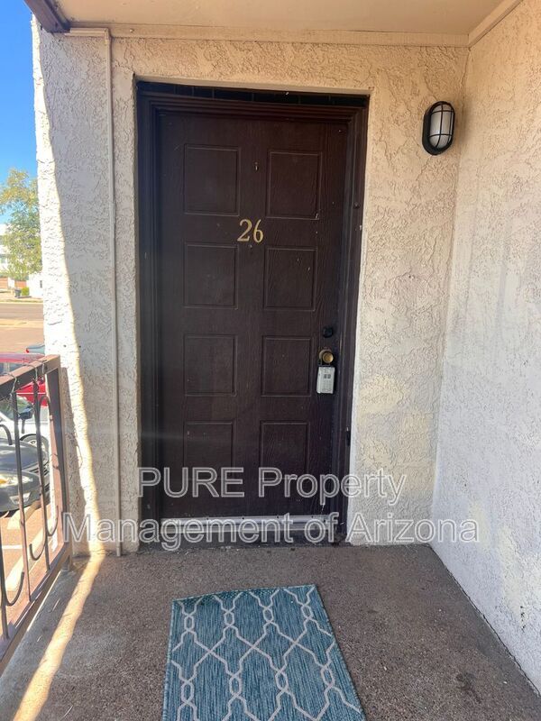 231 E 2nd Ave Mesa, AZ 85210 photo 2
