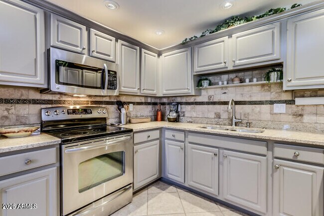 9455 E Raintree Dr Scottsdale, AZ 85260 photo 2