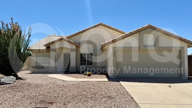 1119 E Artesian Way Gilbert, AZ 85234 photo 2