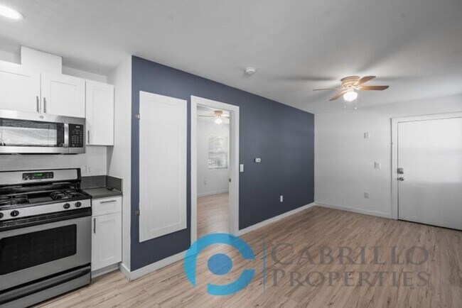 1307 Division St Oceanside, CA 92054 photo 4