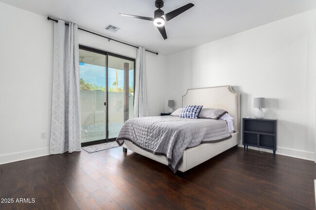 8325 E Wethersfield Rd Scottsdale, AZ 85260 photo 4