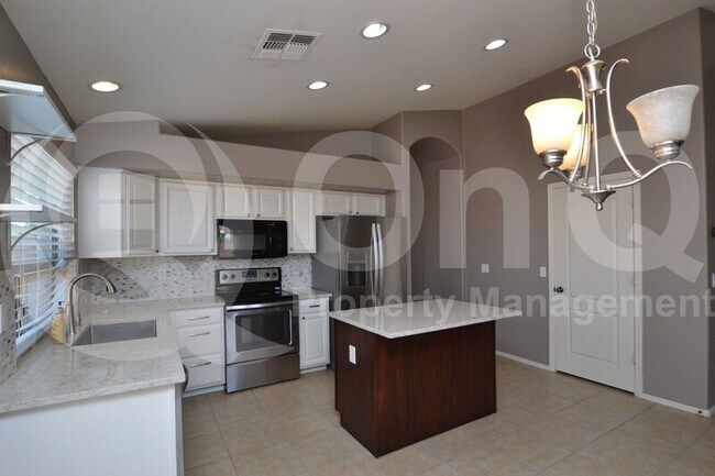 34412 North Barzona Trail, San Tan Valley, AZ 85143 photo 4
