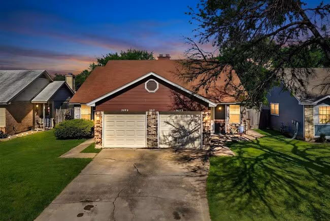 2614  Howellwood WAY photo 3