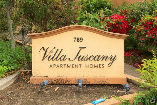 Villa Tuscany Apartment Homes photo 5
