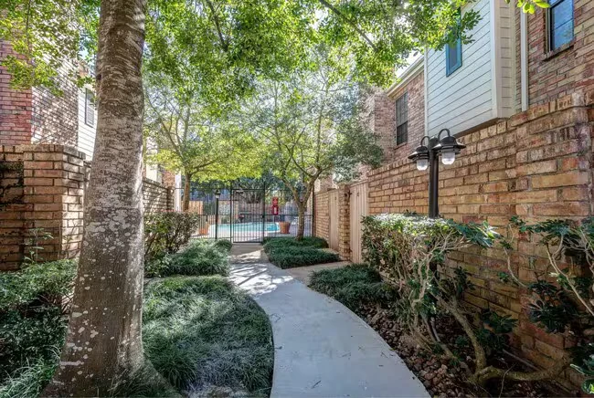 4000 Purdue St Houston, TX 77005 photo 5