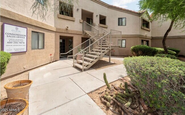 1287 N Alma School Rd Chandler, AZ 85224 photo 2
