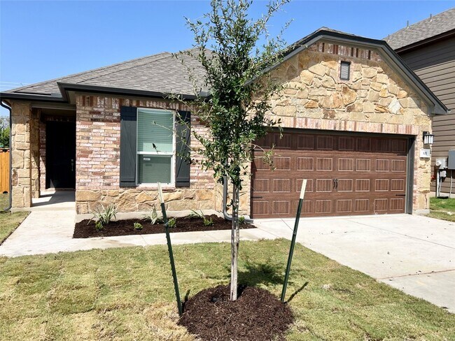 101 Unforgiven Ln Jarrell, TX 76537 photo 2