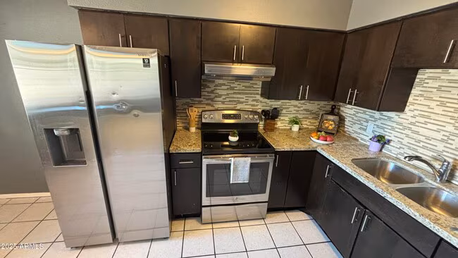 3626 N 37th St Phoenix, AZ 85018 photo 5