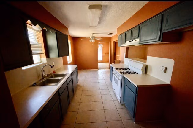 1731 TX-46 New Braunfels, TX 78130 photo 4