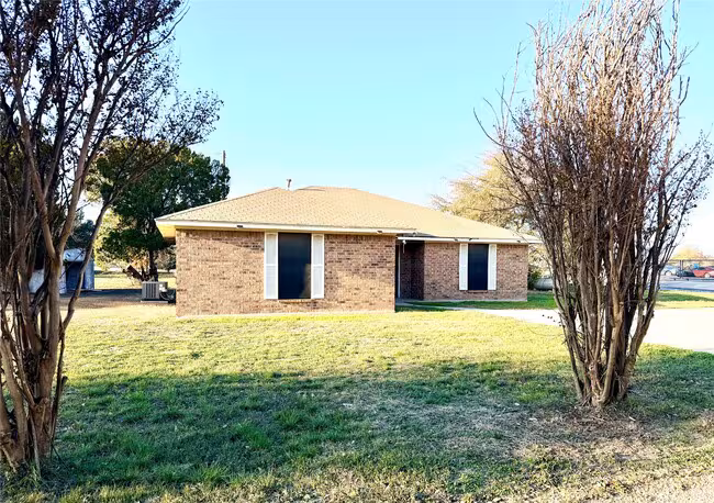 1731 TX-46 New Braunfels, TX 78130 photo 2