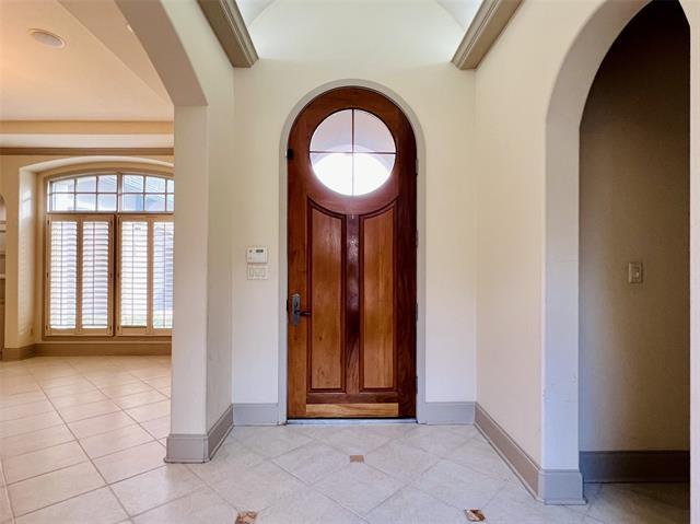 14749 Celestial Pl Dallas, TX 75254 photo 2