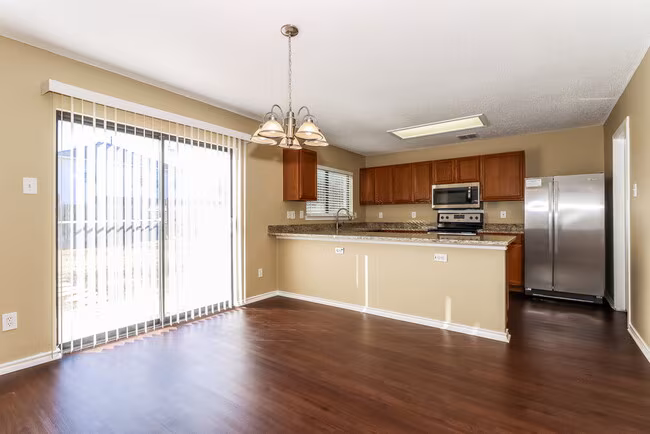 5216 Dillon Cir Haltom City, TX 76137 photo 4