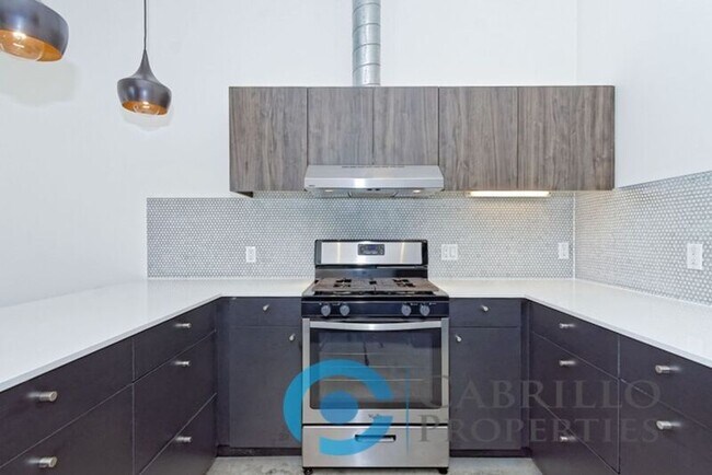 2870 Fourth Ave San Diego, CA 92103 photo 3