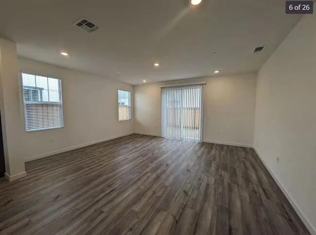 2468 Lake Club Dr Fairfield, CA 94533 photo 3