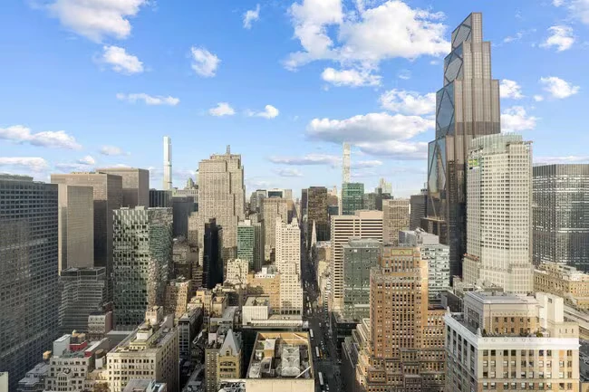 520 5th Ave New York, NY 10036 photo 5