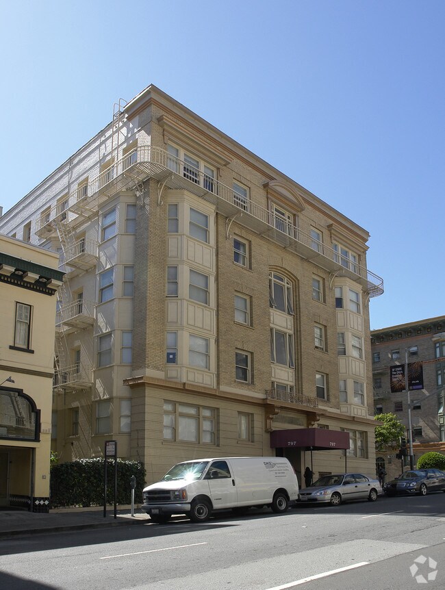 797 Bush St. photo 2