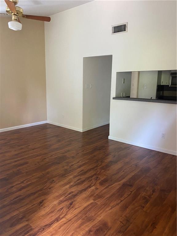 612 Park Pl Austin, TX 78705 photo 2