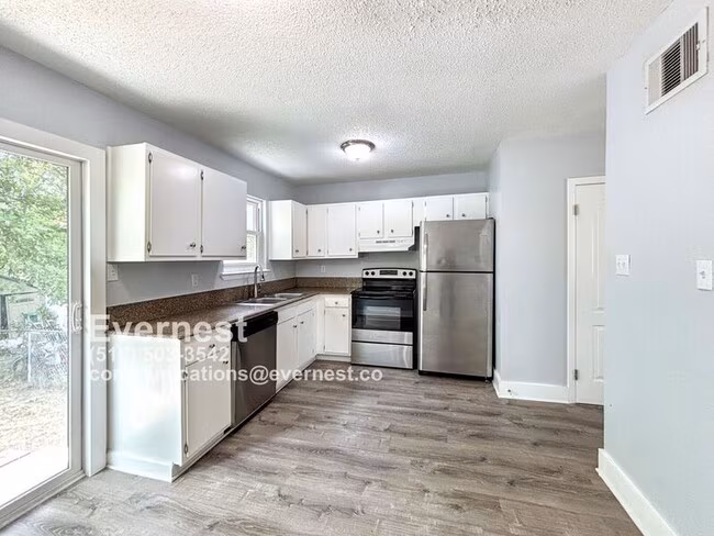 10905 Elm St Jonestown, TX 78645 photo 3