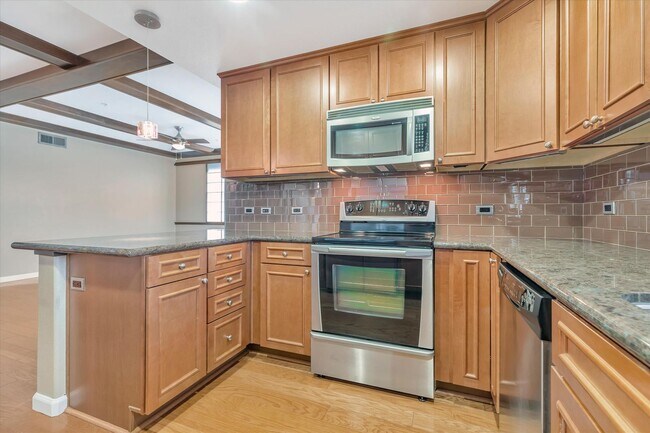 809 Auzerais Ave San Jose, CA 95126 photo 4