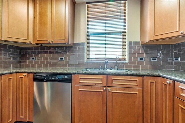 809 Auzerais Ave San Jose, CA 95126 photo 5