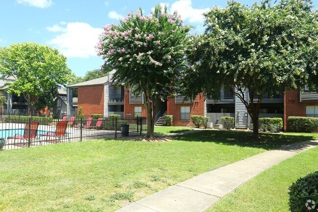 1400 Clarewood Dr San Marcos, TX 78666 photo 4