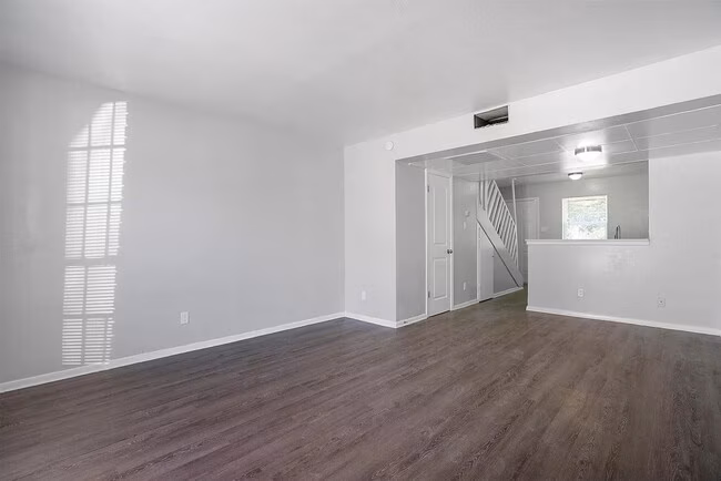 Rose Street Apartments photo 5